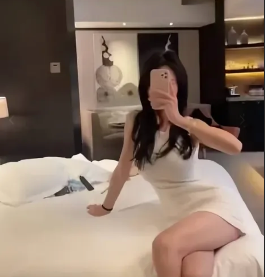 张津瑜 与吕总（吕杨）事件全集：看顶级白富美如何跪爬求饶，那种反差感简直让人窒息。