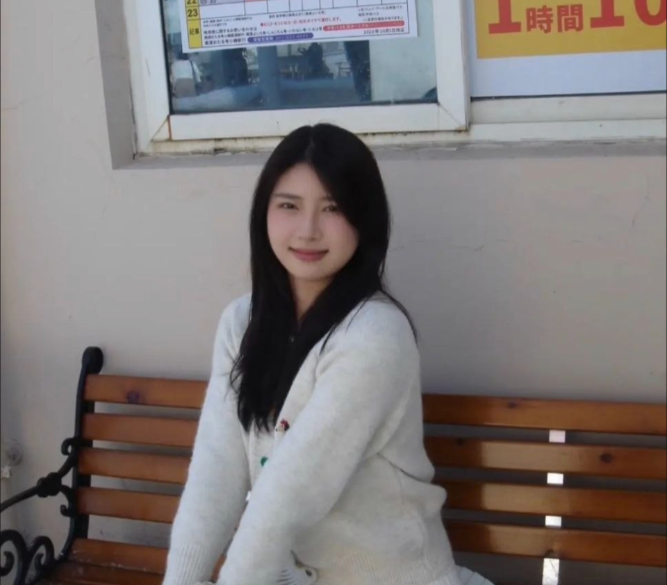 四川成都莉莉岛景区 厕所偷拍合集 数位美艳女网红惨遭毒手 厕拍视频全网曝光！